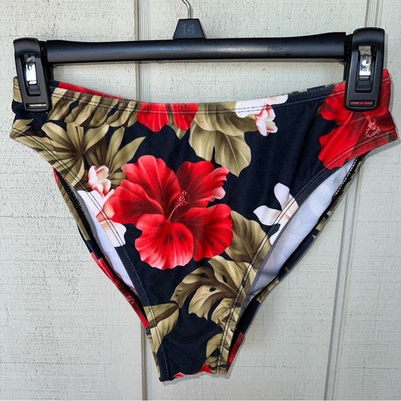 WOMEN’S Victoria Secret bikini bathing suit, solid top/flowered bottoms - Picture 3 of 8